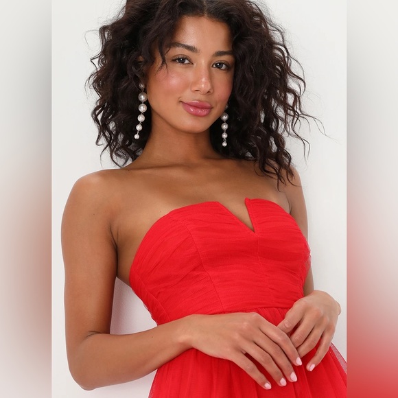Red Tulle Strapless Maxi Dress - Picture 2 of 5